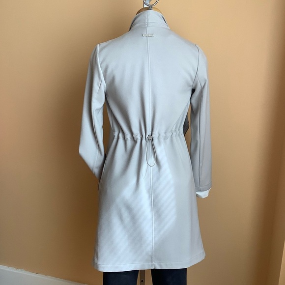 SOIA & KYO Light Gray Asymmetric Cinch Waist Blazer/Jacket - Picture 6 of 16